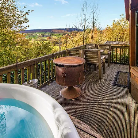 The Fisherman - Uk50614 * Sabden